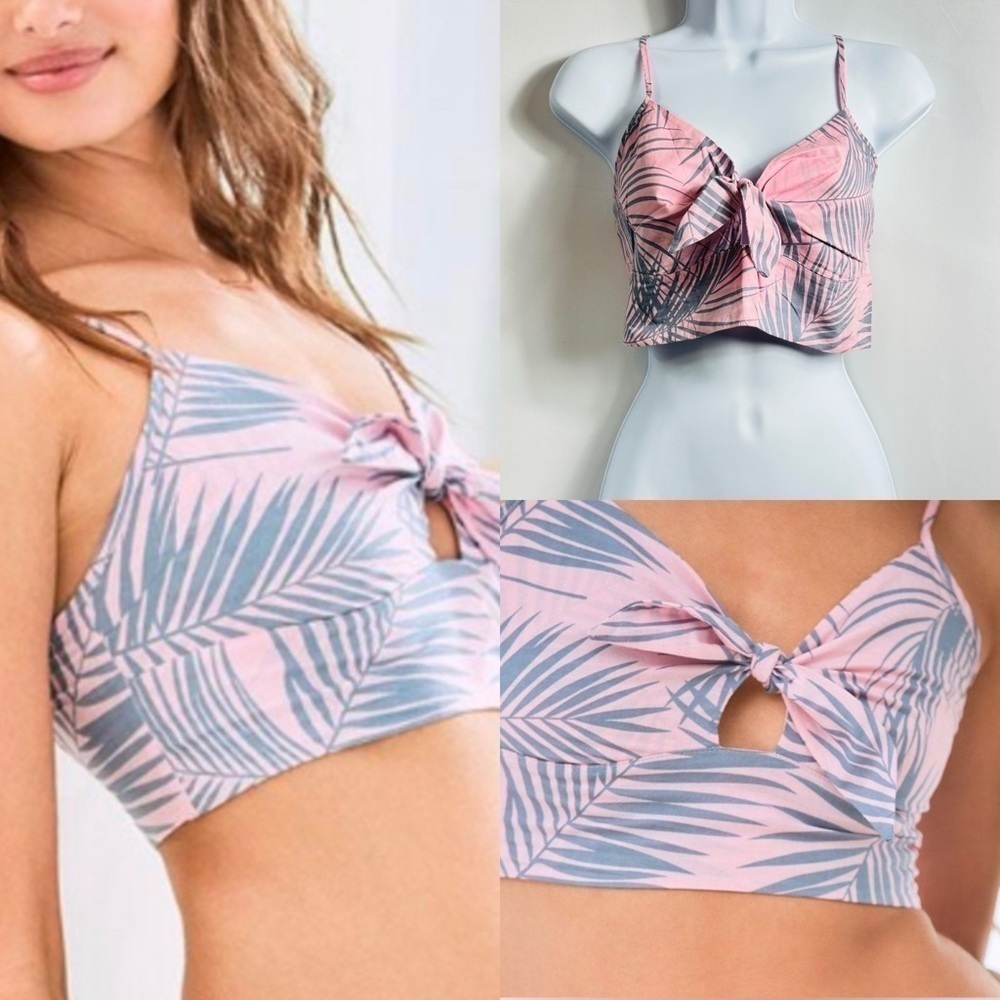Victoria’s Secret Women’s Sz Medium Pink Adjustable Straps Peephole Crop Top
